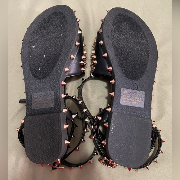 GOLD Studded Sandals ✨ - Picture 3 of 3